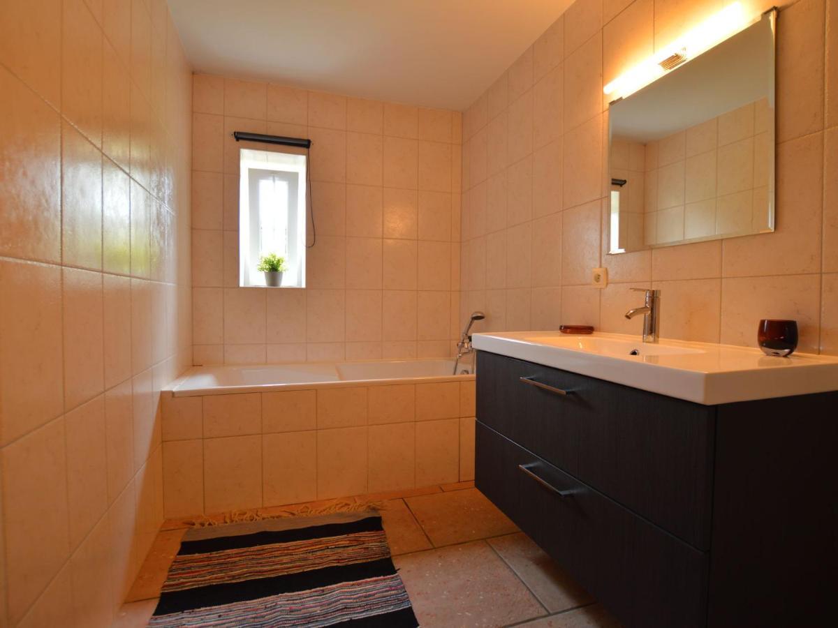 Leuk Huis Met Zwembad Cetturu Chambre photo